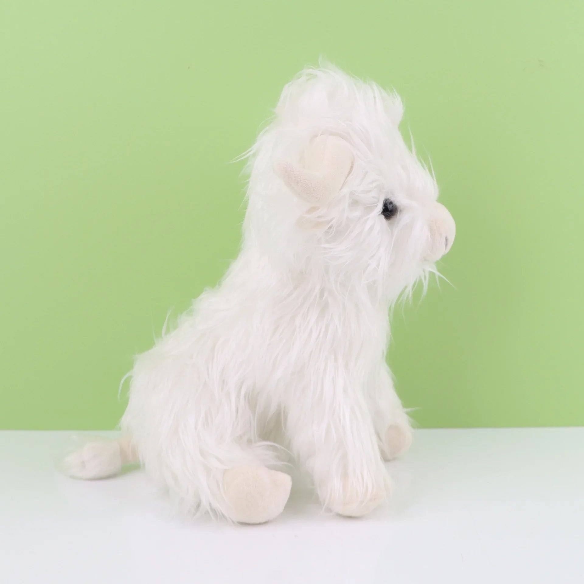 Jobatua.com Highland Cow Plush - Adorable Cuddly Companion